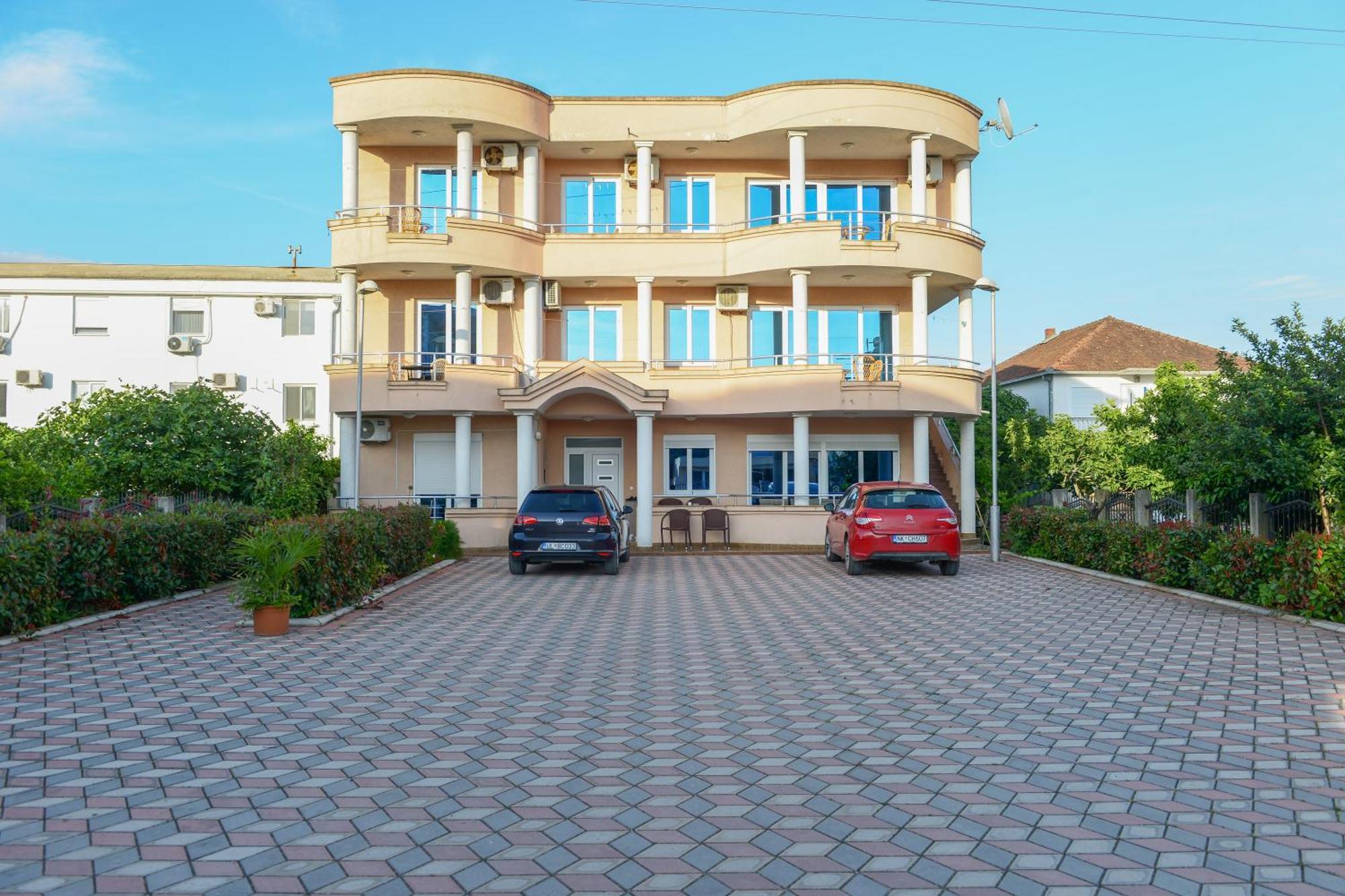 Rexha Apartments Ulcinj Ngoại thất bức ảnh
