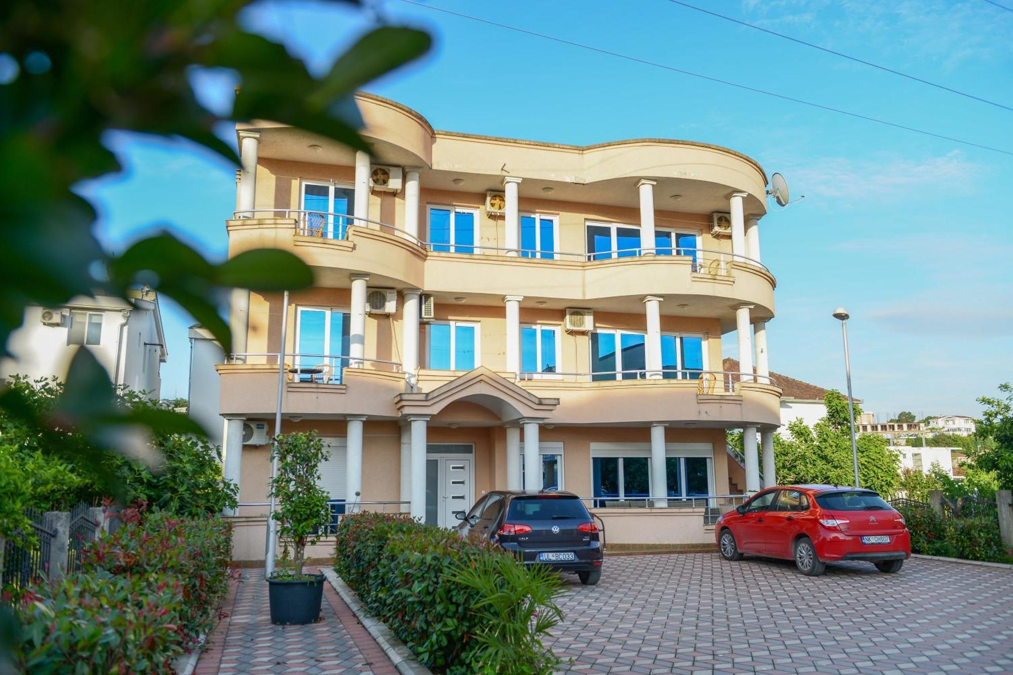 Rexha Apartments Ulcinj Ngoại thất bức ảnh